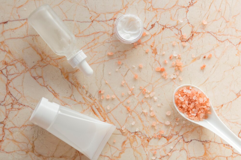 Composition of bathroom or spa objects